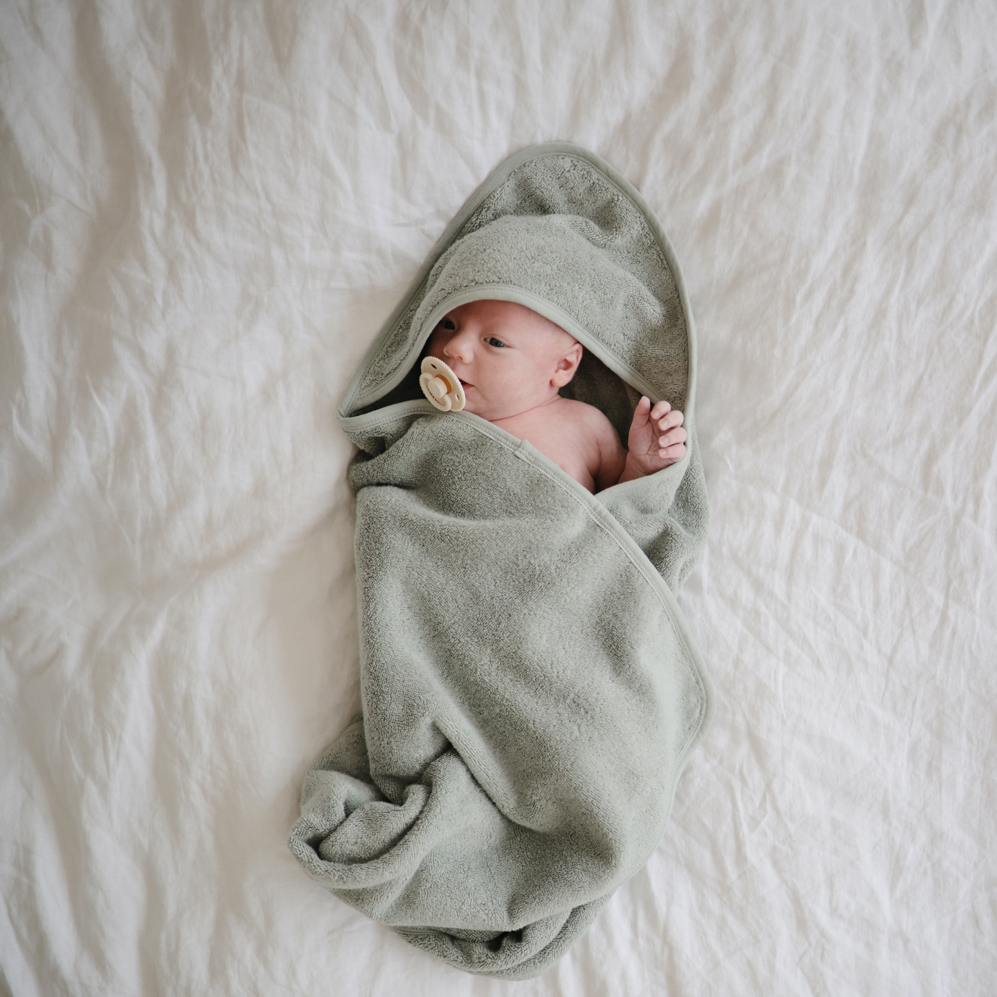 Mushie Hooded Towel - Moss